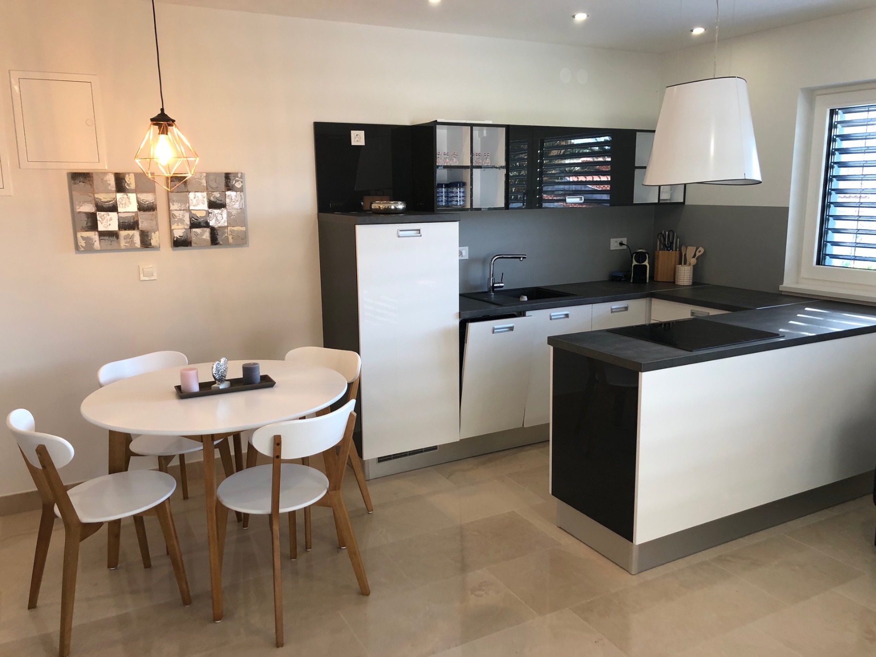 Kastelina kitchen